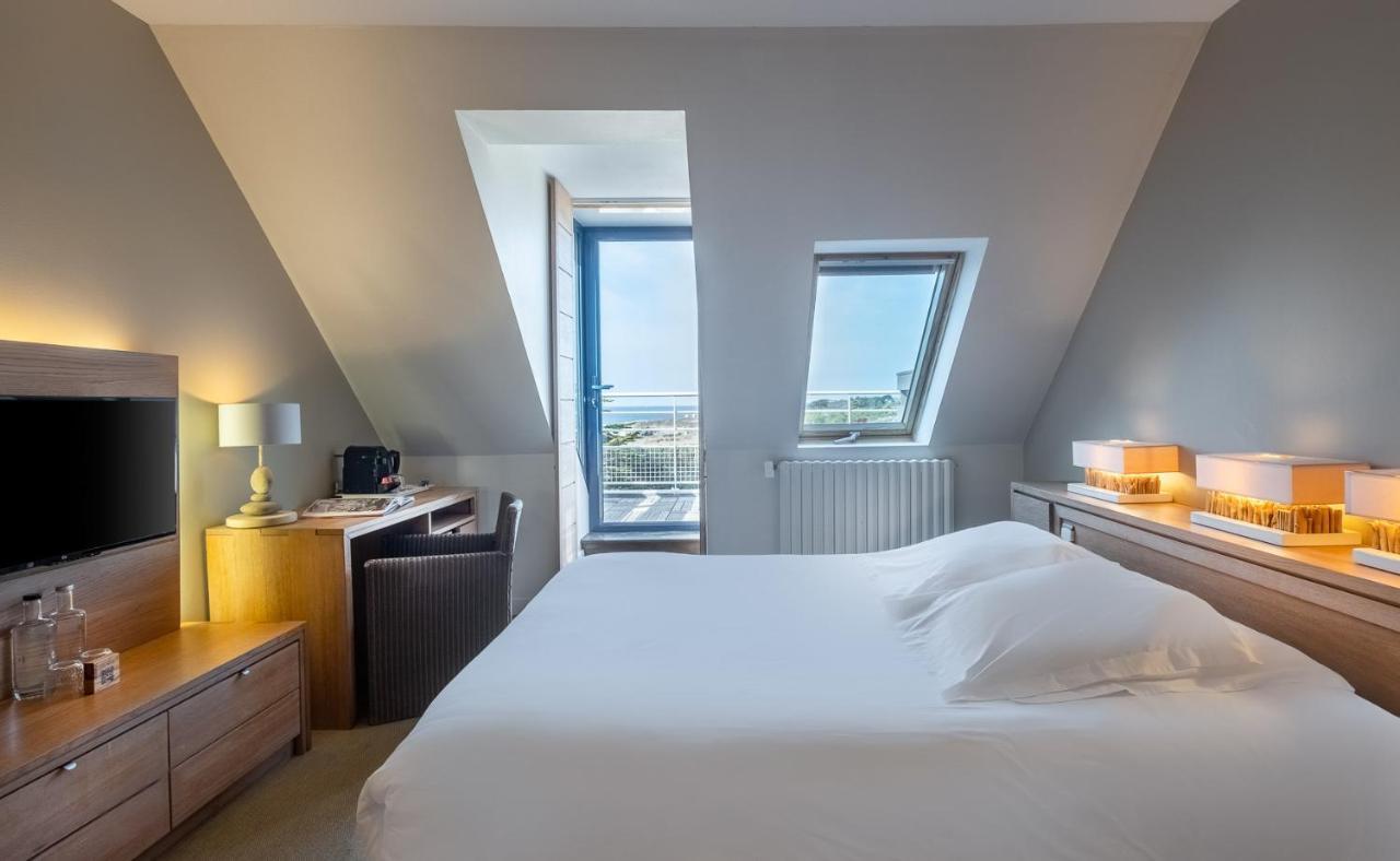Hostellerie De La Pointe Saint-Mathieu - Spa & Restaurant Plougonvelin Eksteriør bilde