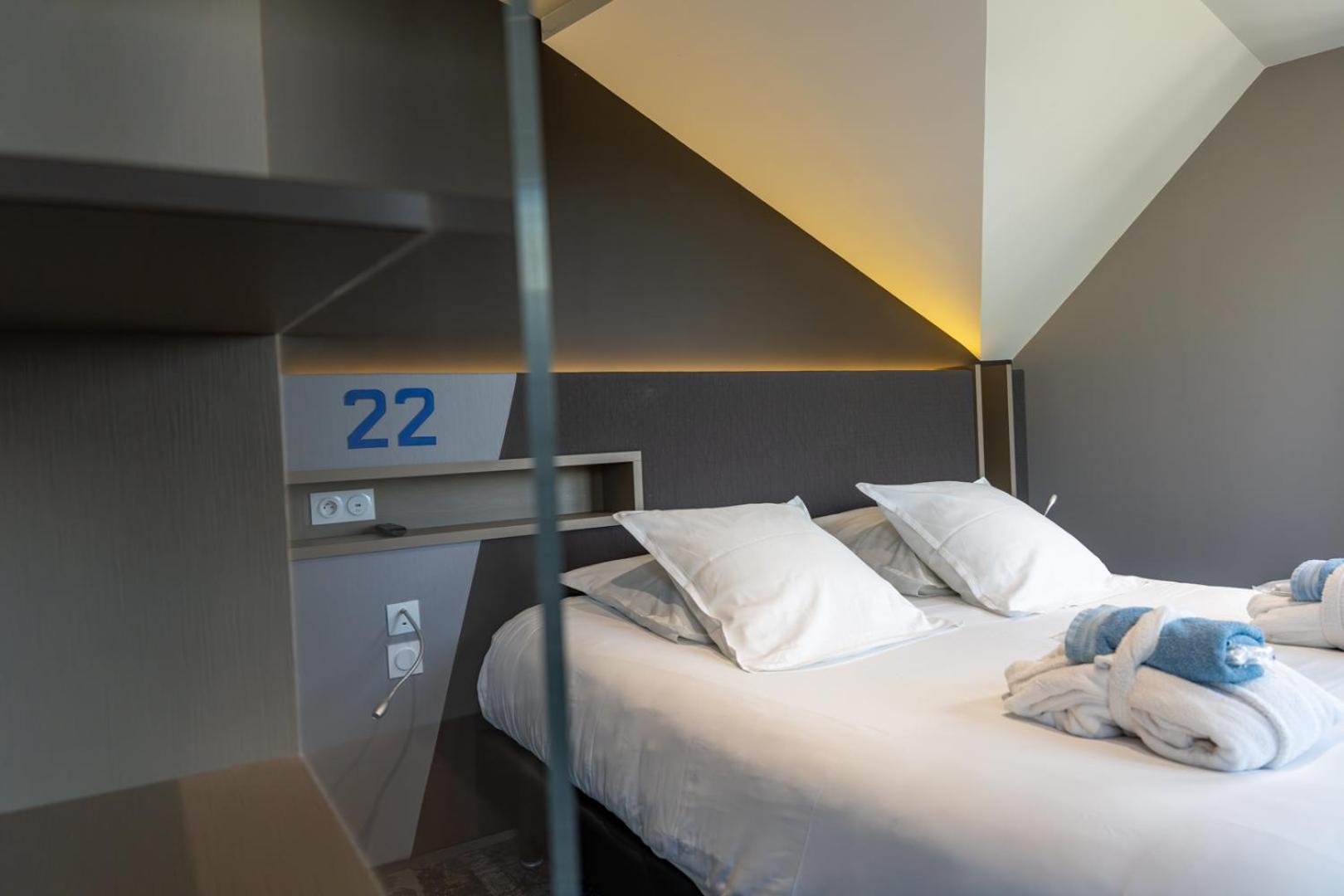 Hostellerie De La Pointe Saint-Mathieu - Spa & Restaurant Plougonvelin Eksteriør bilde